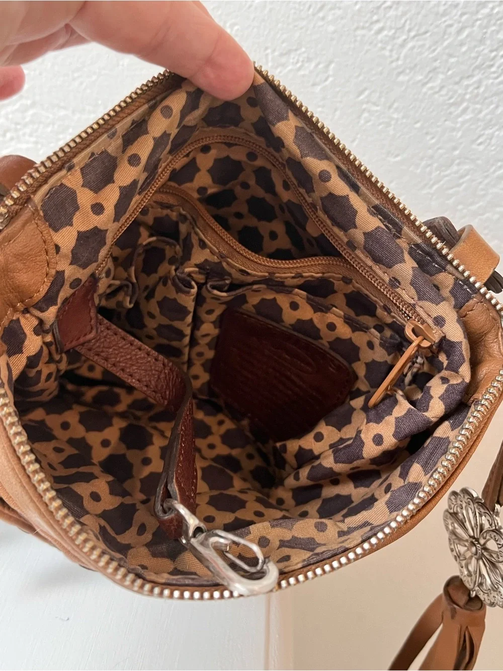 Vintage Brighton Tan Leather Crossbody Bag with Decorative Strap and Tassel